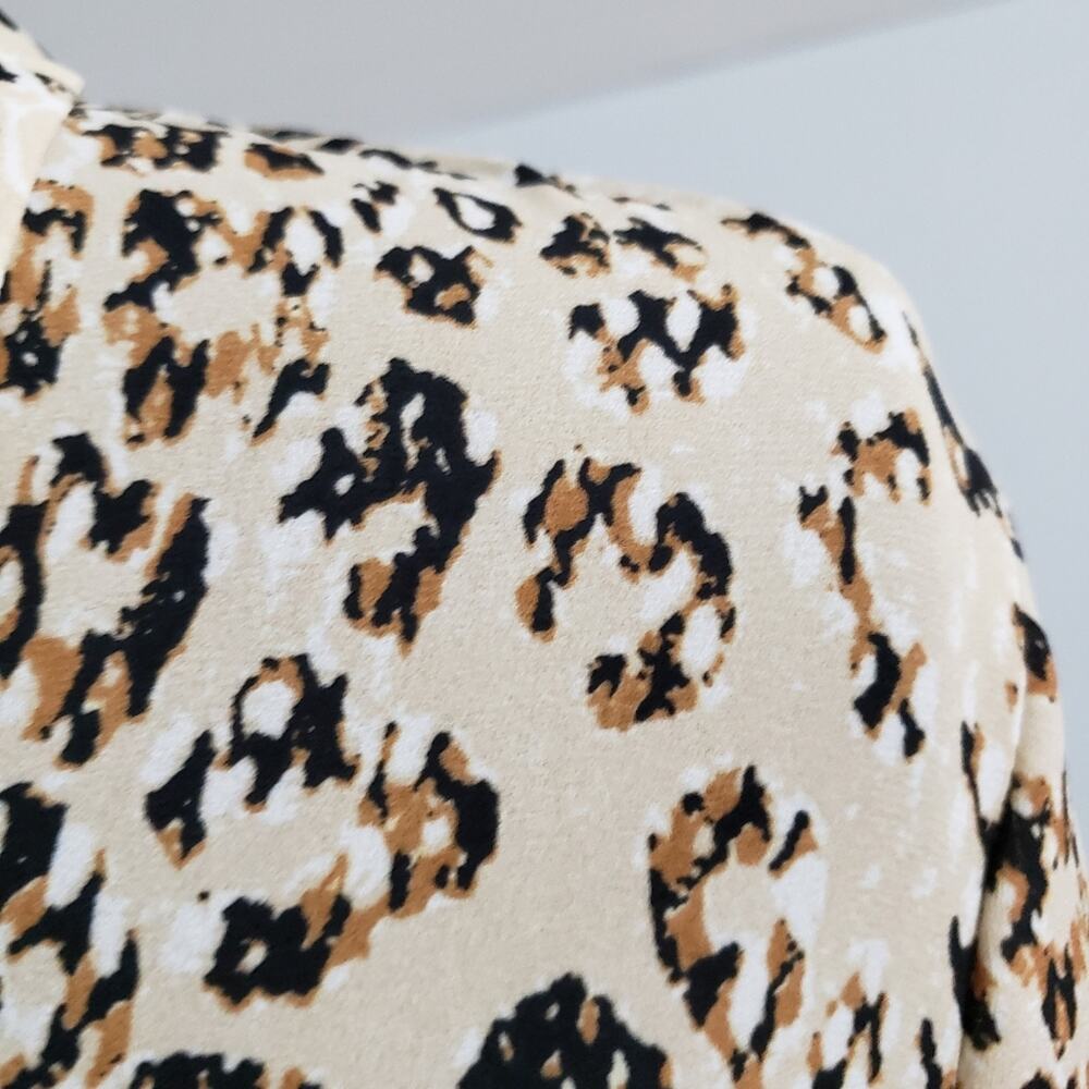 Spense Long Sleeve Button Front Collared Animal P… - image 7